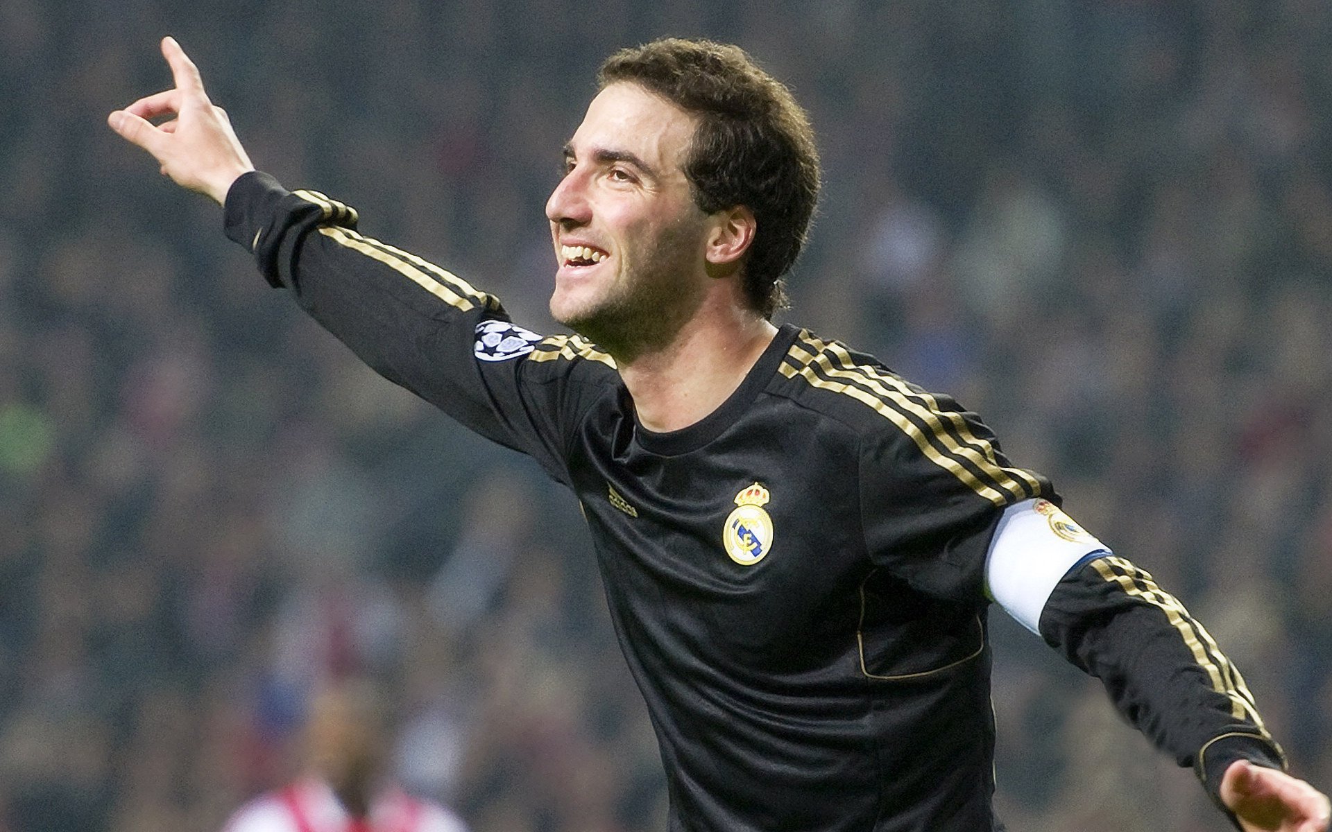 史密斯决赛冲刺惊艳全场,史密斯比赛视频