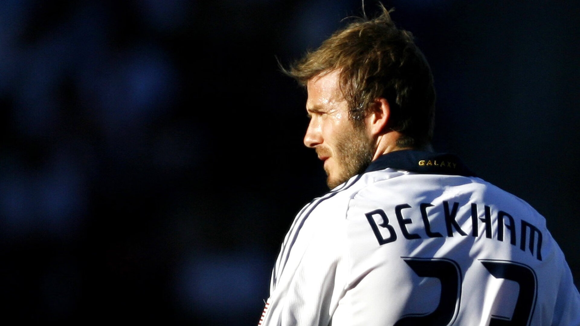 赫梅列夫斯基展现成熟泳技与体力，赫梅利尼茨基勋章