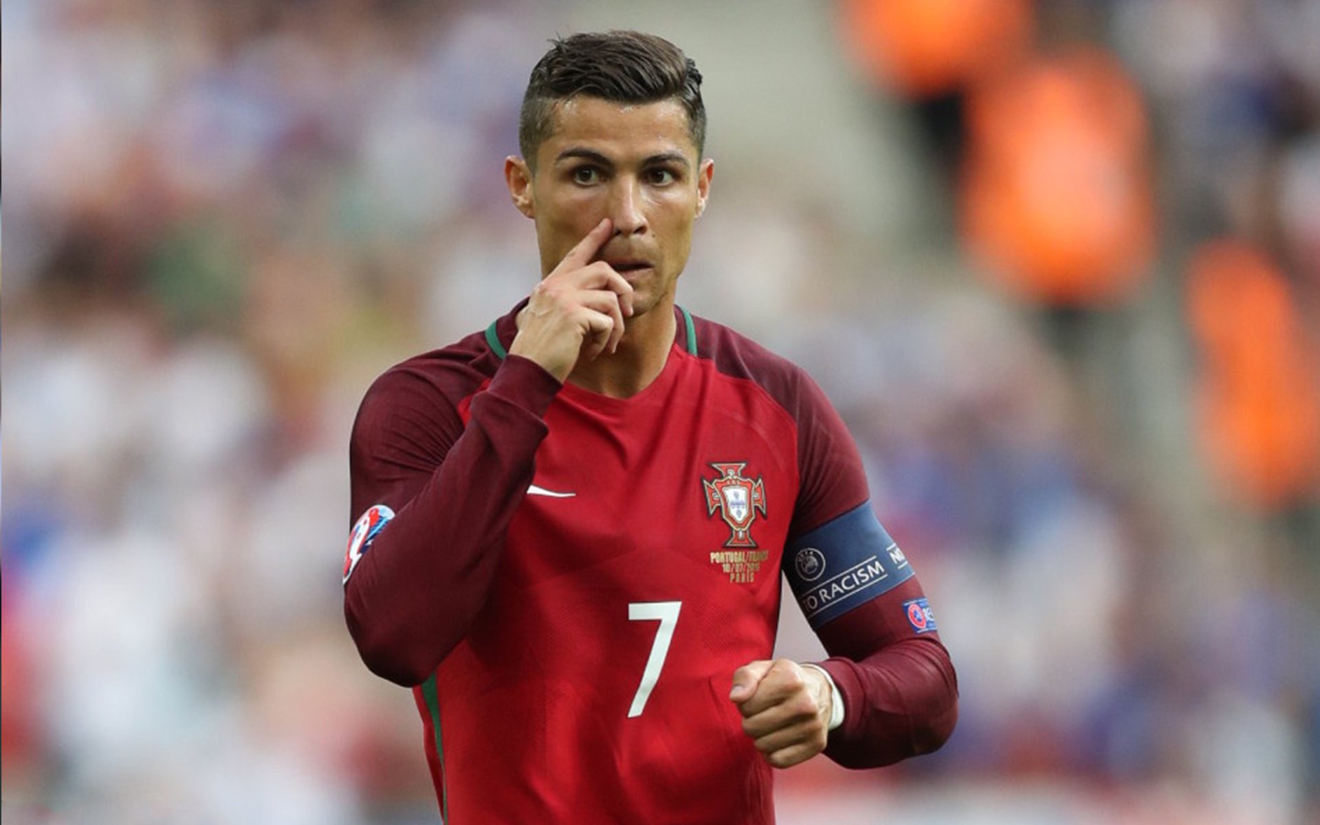 青训体系引入电子围栏训练法提升控球空间感